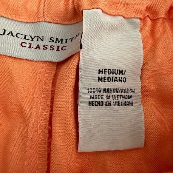 Jaclyn smith classic comfy casual light shorts light peach coral color medium - Picture 4 of 5